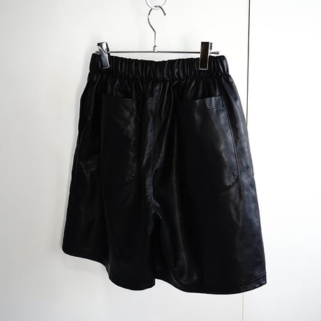 未使用 danke schon synthetic leather wide shorts