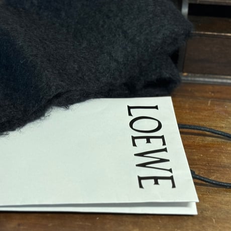 【最終価格】国内正規 loewe anagram mohair muffler