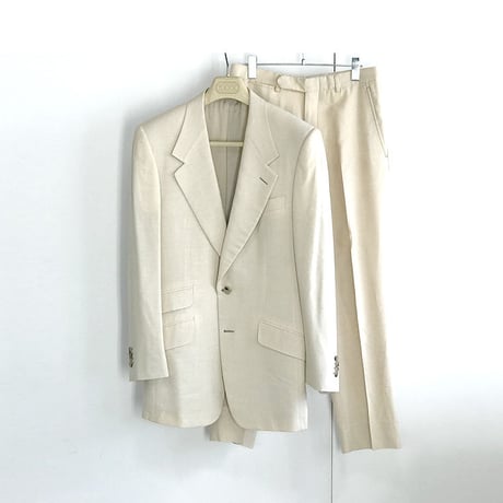 gucci silk set up suit