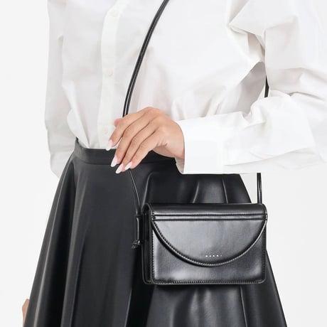 新品 marni signature logo shoulder bag