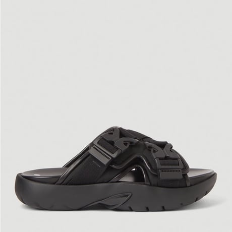 新品 bottega veneta buckle fastening sandals