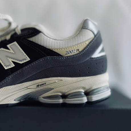 新品 new balance 2002R uk8.5