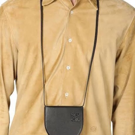 新品 loewe anagram leather shoulder pouch