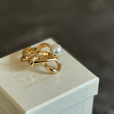 maison margeait "ここのえ期" pearl ring