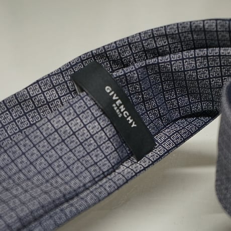 GIVENCHY neck tie