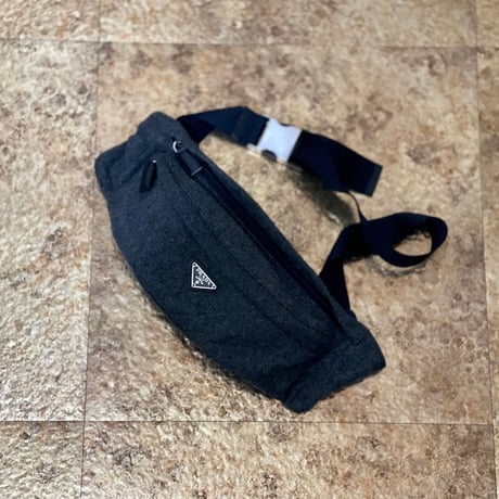 新品 prada 2020aw body bag