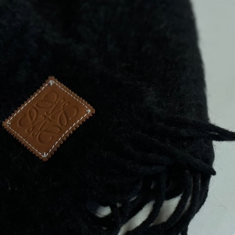 【国内正規】loewe anagram mohair muffler B