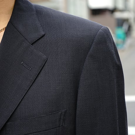 Brooks Brothers set up suit