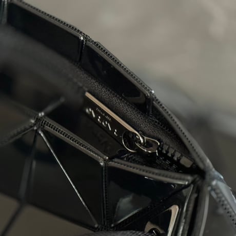 isseymiyake baobao shoulder bag