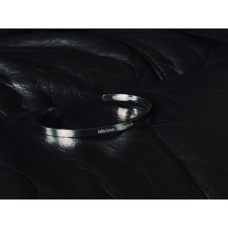 maison margiela sliver logo bracelet