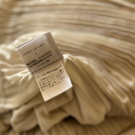 homme plisse issey miyake pleats white pants