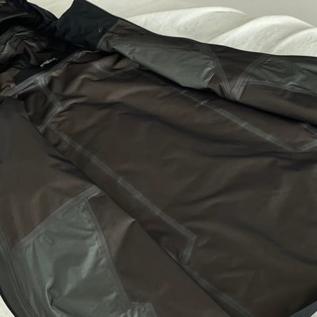 arcteryx goretex sawyer coat black