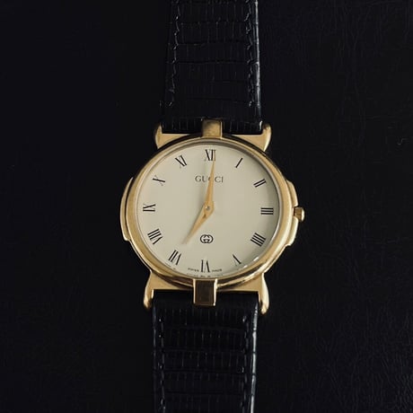 gucci leather belt vintage watch