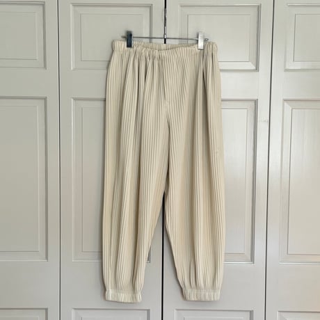 homme plisse issey miyake pleats white pants