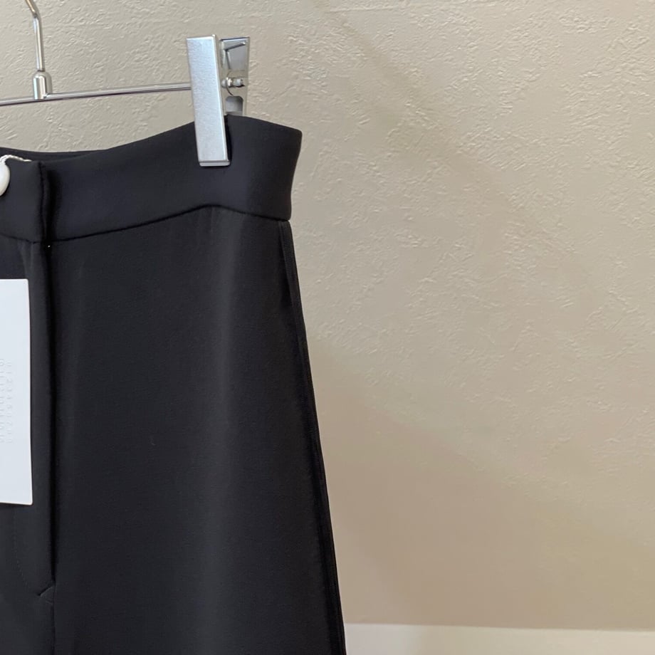 60eb8bf8a00a4a10f0b1731d