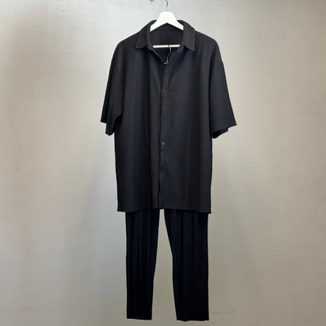 factory sample pleats oversize set up black