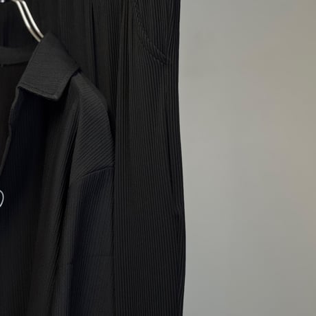 【最終価格】factory sample pleats oversize set up black