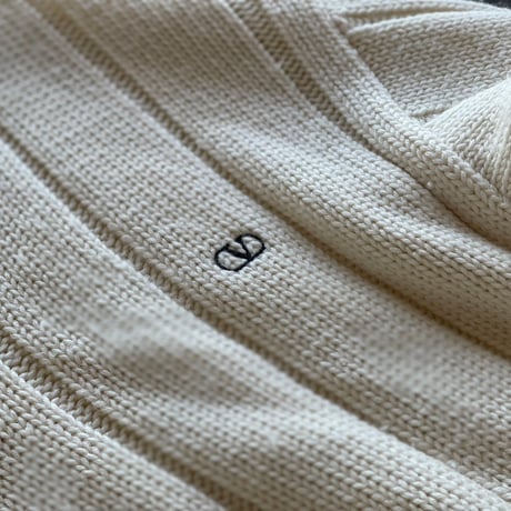 valentino over size logo knit