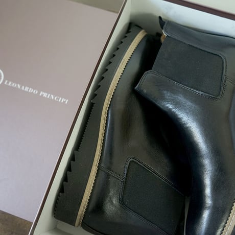 新品 LEONARDO side-gore boots