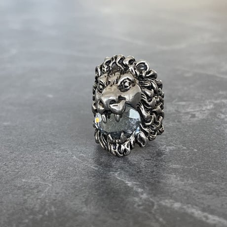 gucci lion hed crystal silver ring 16号