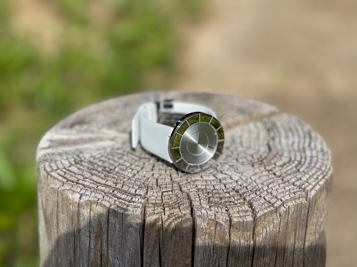 ISSEI MIYAKE 腕時計　シルバー ISSEY MIYAKE イッセイミヤケ TO NY0N001 メンズ レディース