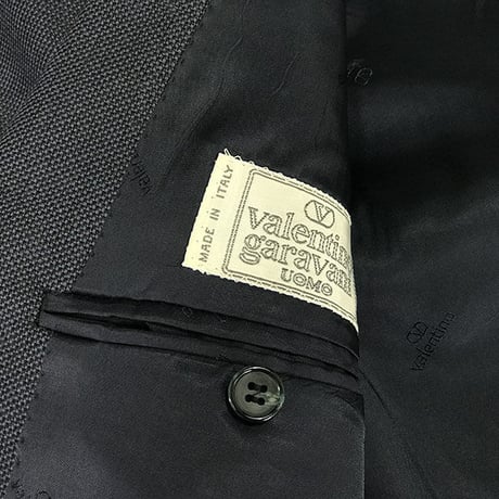 valentino double set up suit