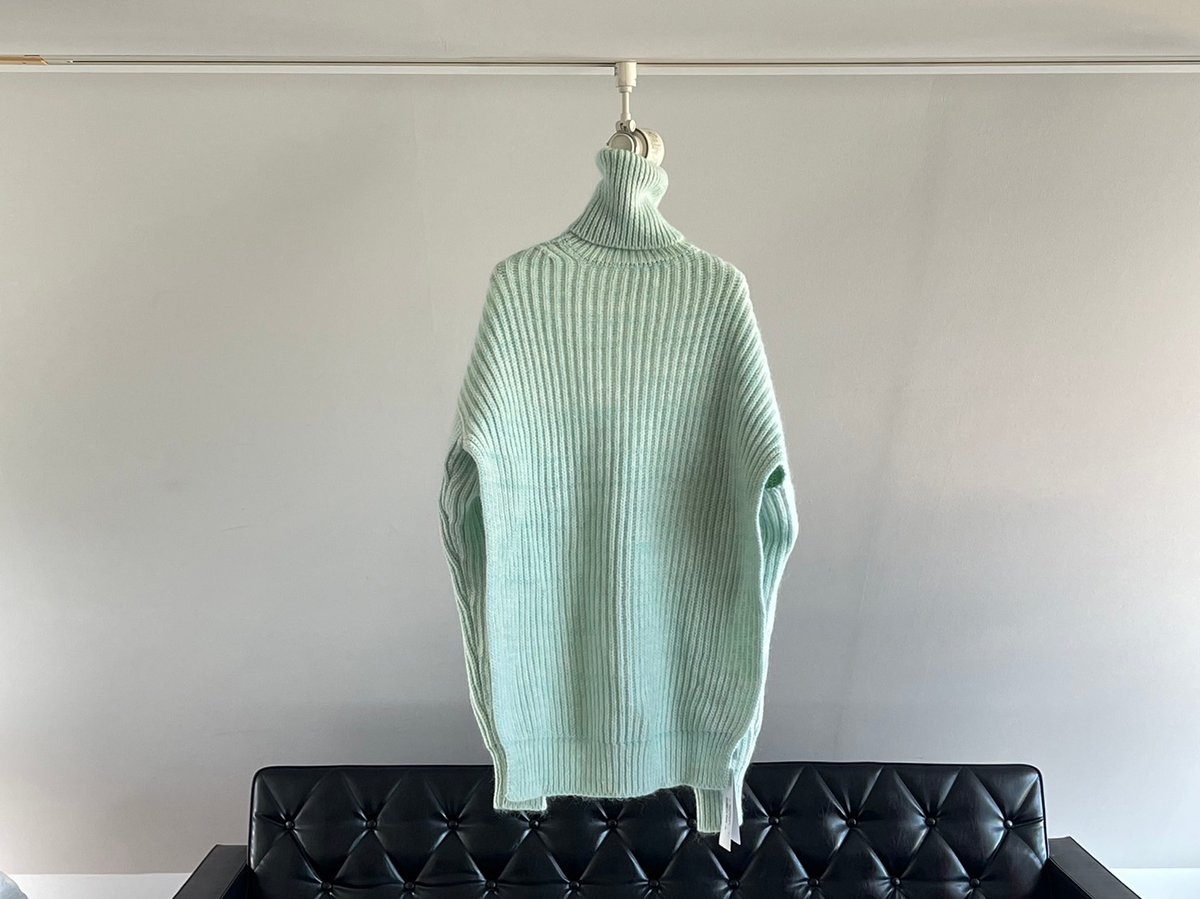 新品 maison margiela 変形 knit | requality 新品 maison margiela 変形 knit | requality