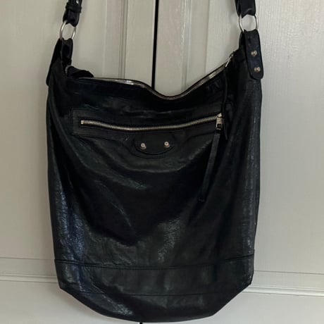 balenciaga leather shoulder bag "city"