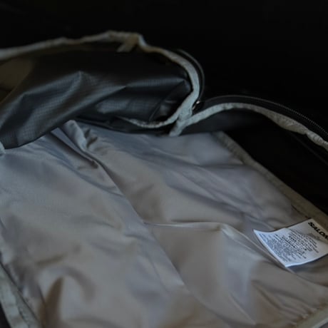 新品 salomon back pack