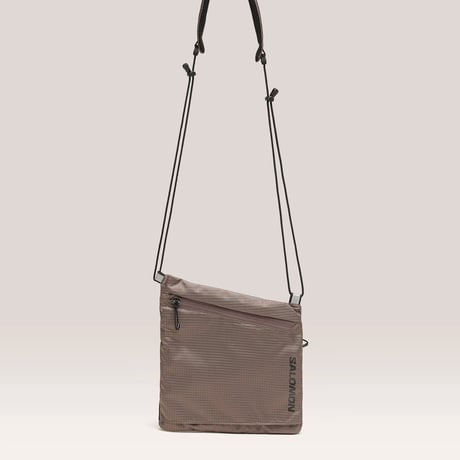 新品 salomon shoulder bag