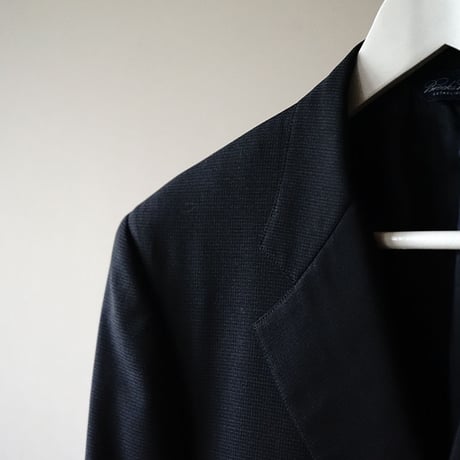 Brooks Brothers set up suit