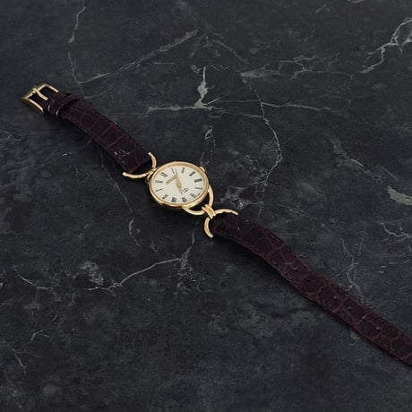 gucci vintage dress watch