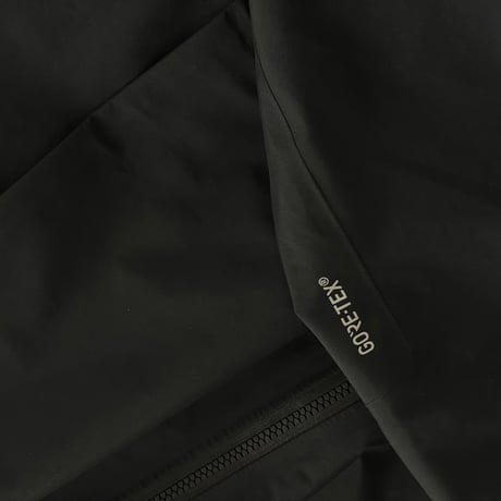arcteryx goretex sawyer coat black