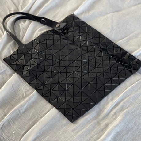 isseymiyake baobao bag black
