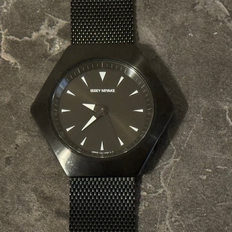 isseymiyake roku dress watch
