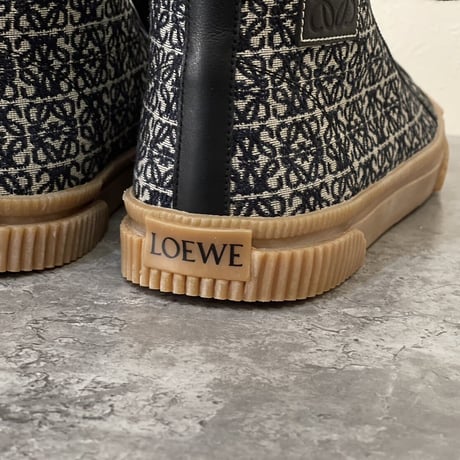 loewe anagram sneakers 41