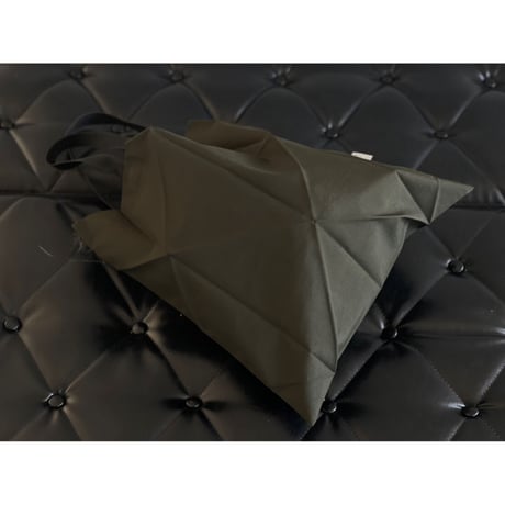 新品 issey miyake me pleats bag