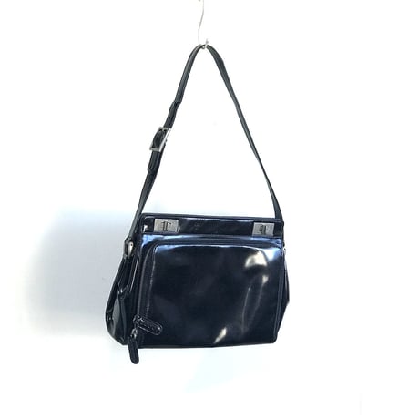 gucci leather bag