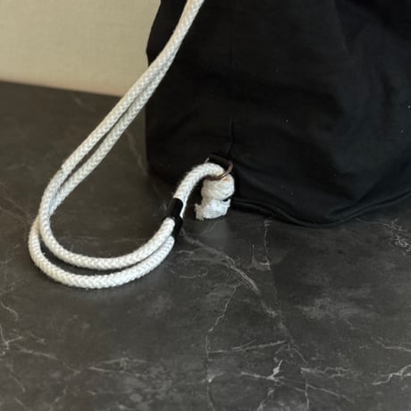chanel logo shoulder bag
