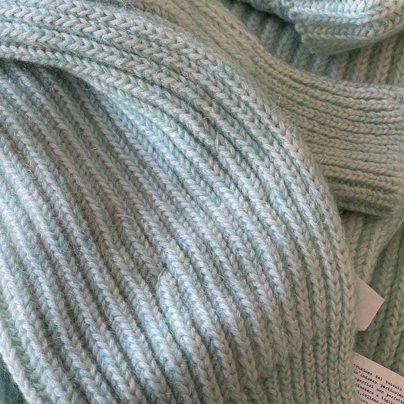 新品 maison margiela 変形 knit | requality 新品 maison margiela 変形 knit | requality