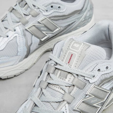 新品 new balance sneaker 1906D UK8.5