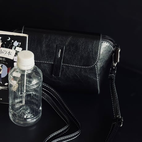 【price down】import factory sample leather shoulder bag black