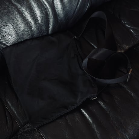 prada nylon logo shoulder bag black #4