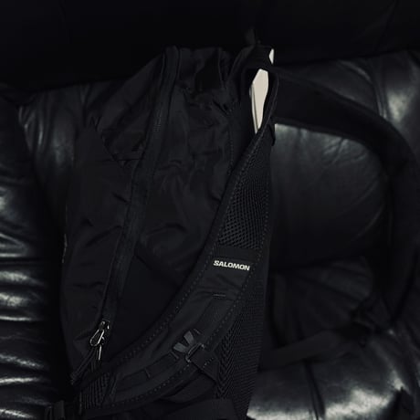 新品 salomon back pack