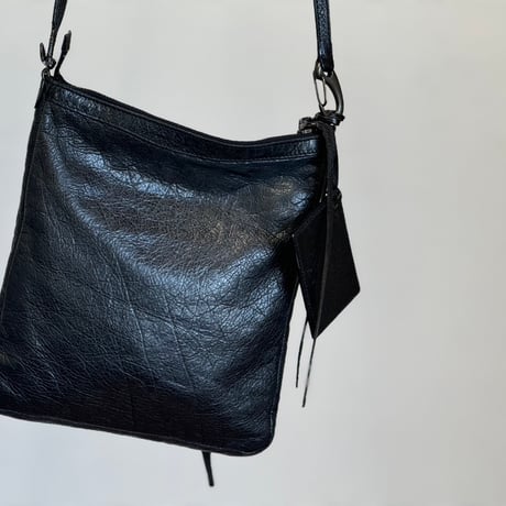 balenciaga leather shoulder bag