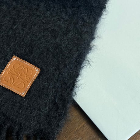 【最終価格】国内正規 loewe anagram mohair muffler