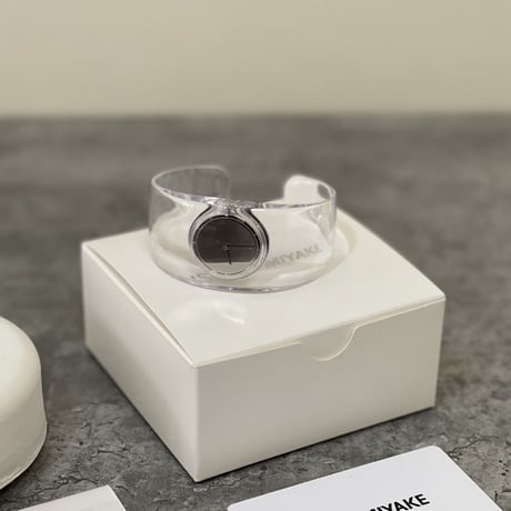 新品 issey miyake watch "O"