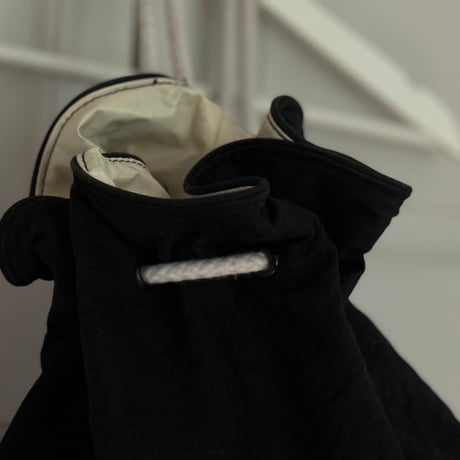 chanel logo shoulder bag