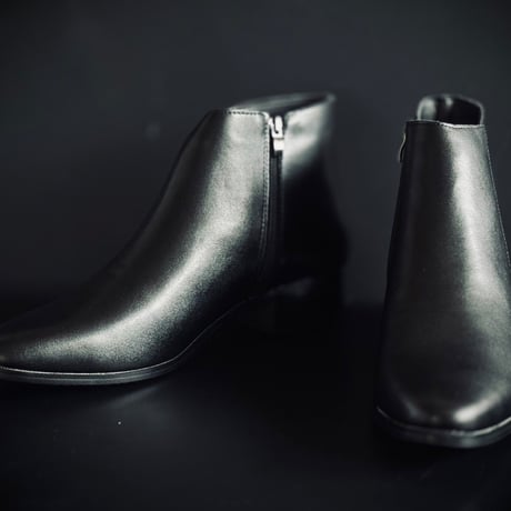 【factory sample】side zip leather heel boots 26.5-27