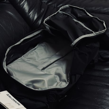 新品 salomon back pack